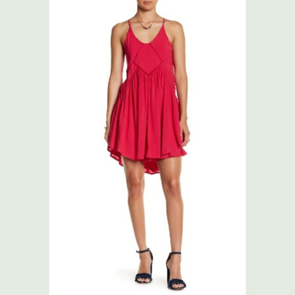 Romeo & Juliet Cutaway Pink Swing Dress - Picture 3 of 3